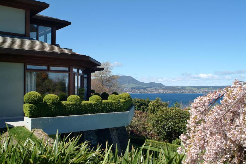 Lake Taupo Lodge Exterior photo